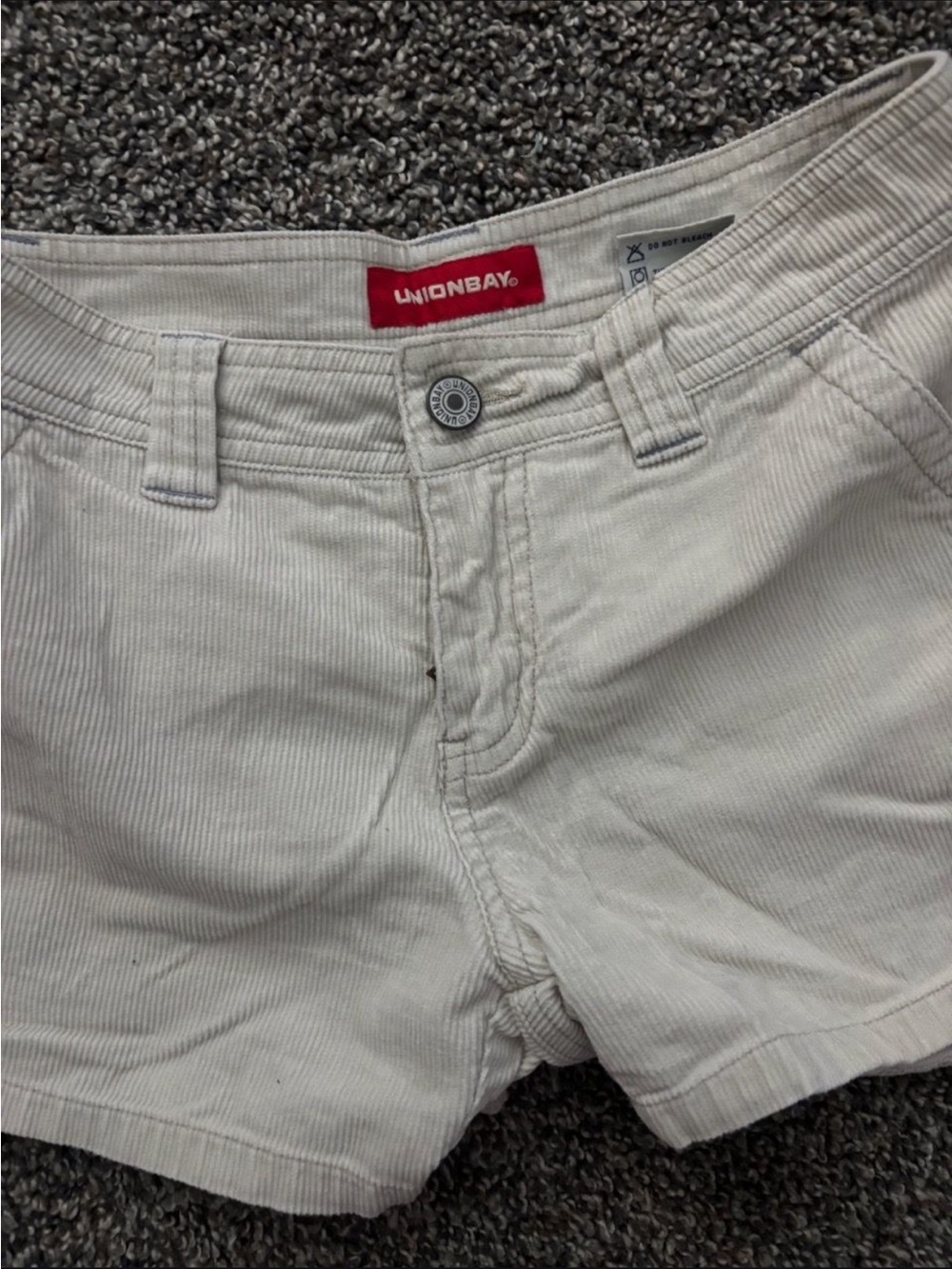 UNIONBAY Women's Light Cream Corduroy Shorts